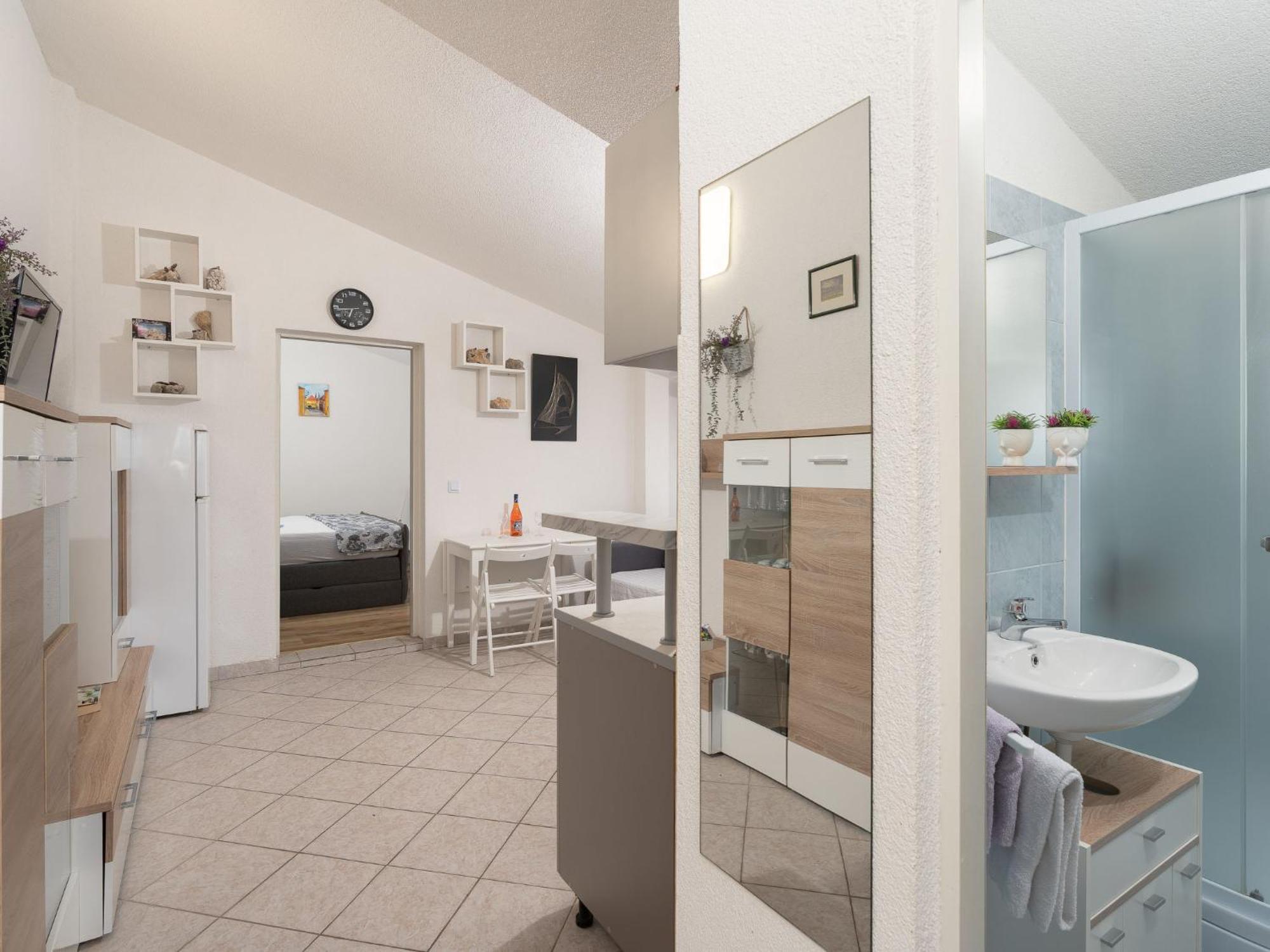 Apartment Mia-2 By Interhome Обровац Экстерьер фото